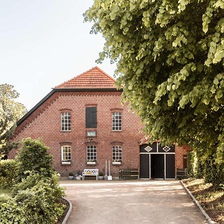Hofgut Mollberg Hotel Wiefelstede Bagian luar foto