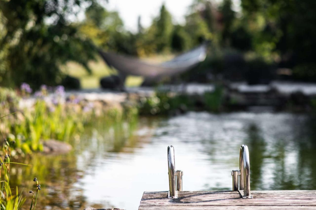 Hofgut Mollberg Hotel Wiefelstede Bagian luar foto